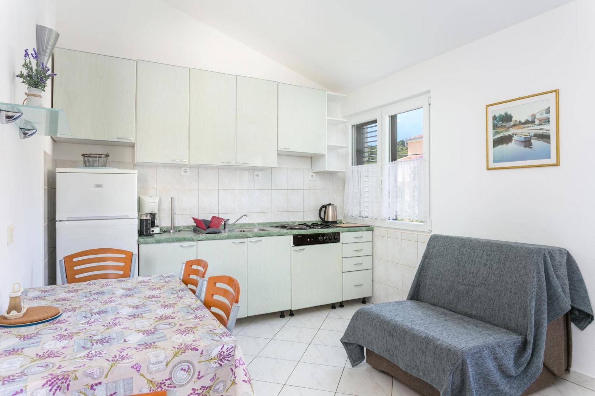 Apartments By The Sea Slatine, Ciovo - 6000 Экстерьер фото